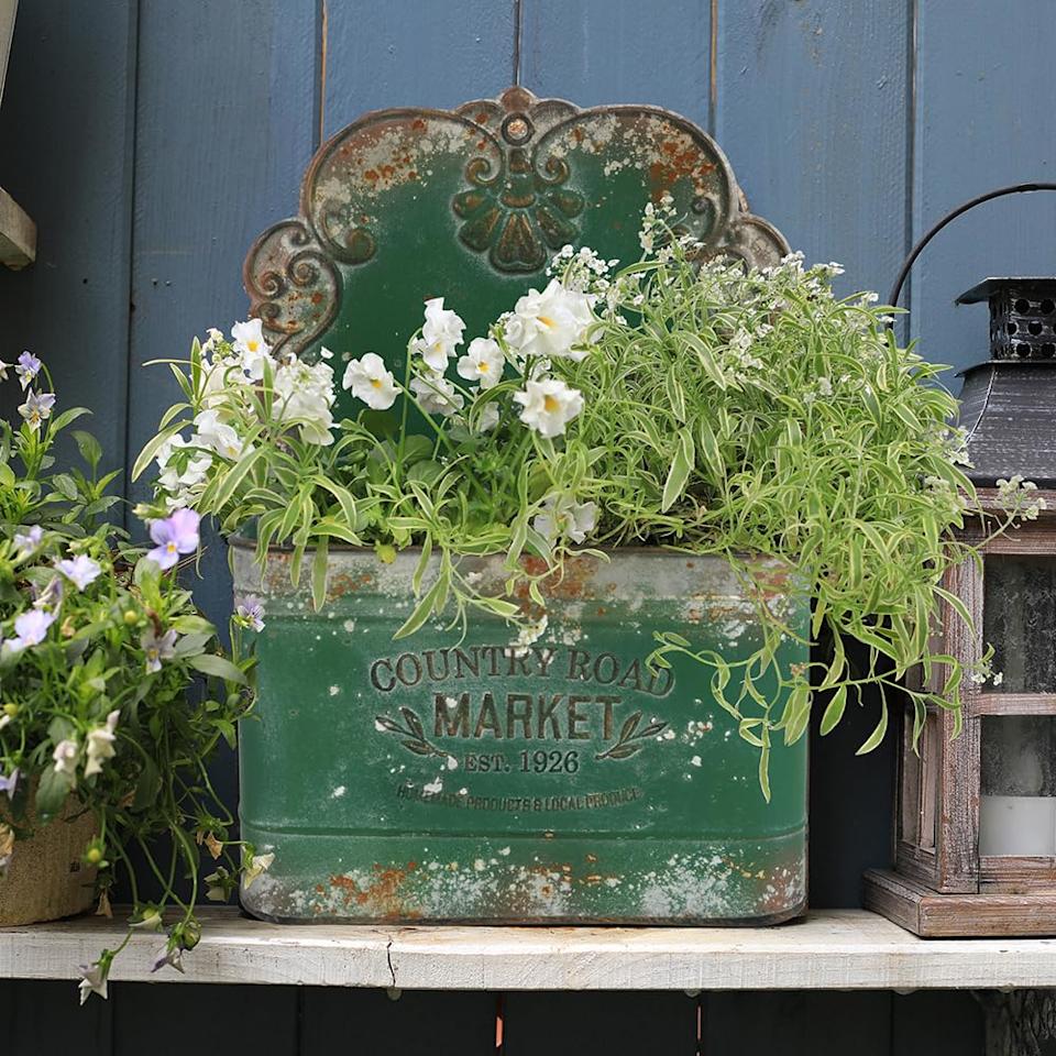 21 Cute Spring Ornaments from Amazon