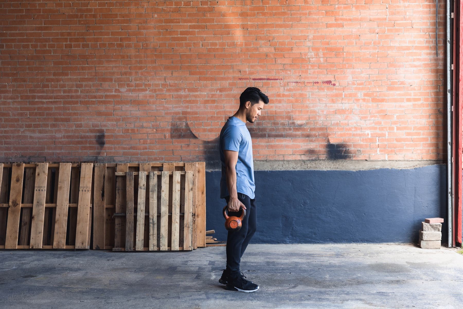 Kettlebell during cross training workout