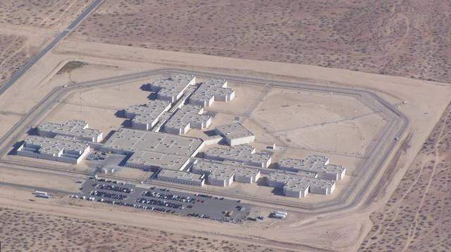 California City Correctional Facility in eastern Kern County photographed in December 2015. Federal authorities are planning to open California’s largest U.S. Immigration and Customs Enforcement detention center at the site of the former privately-operated state prison.